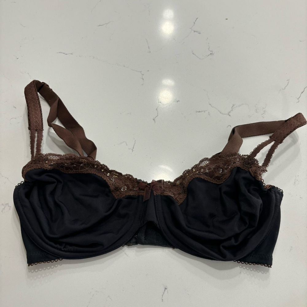 Elegant Black and Brown Lace Bra